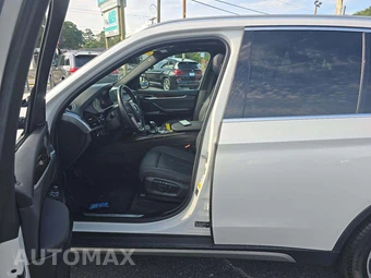 2017 BMW X5 Sports Activity Vehicle xDrive35i - miniatura 3