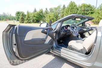 2017 Buick Cascada Premium 1SP - miniatura 10