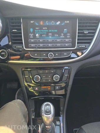 2017 Buick Encore Preferred 1SB – miniatura 7