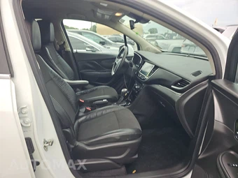 2017 Buick Encore Preferred 1SB – miniatura 8