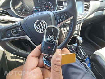 2017 Buick Encore Preferred 1SB – miniatura 5