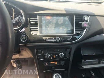 2017 Buick Encore Preferred II 1SD - miniatura 11