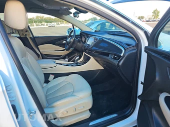 2017 Buick Envision Essence 1SL - miniatura 8