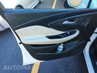 2017 Buick Envision Essence 1SL - miniatura 9