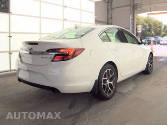 2017 Buick Regal Sport Touring 1SH – miniatura 4