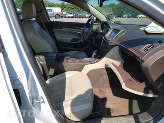 2017 Buick Regal Sport Touring 1SH – miniatura 8