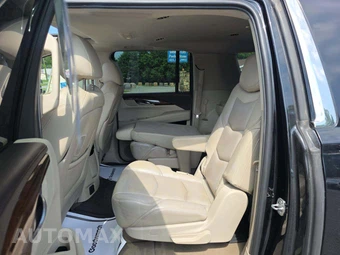 2017 Cadillac Escalade ESV Luxury 1SB - miniatura 10