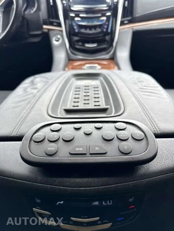 2017 Cadillac Escalade ESV Luxury 1SB - miniatura 31