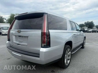2017 Cadillac Escalade ESV Luxury 1SB - miniatura 8