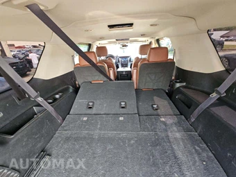 2017 Cadillac Escalade ESV Luxury 1SB - miniatura 14