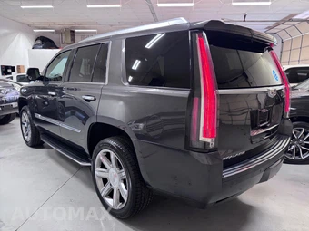 2017 Cadillac Escalade Luxury 1SB - miniatura 5