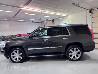 2017 Cadillac Escalade Luxury 1SB - miniatura 6