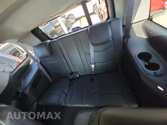 2017 Cadillac Escalade Luxury 1SB - miniatura 13