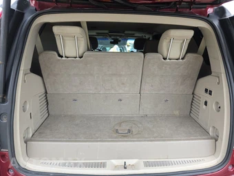 2017 Cadillac Escalade Luxury 1SB - miniatura 17
