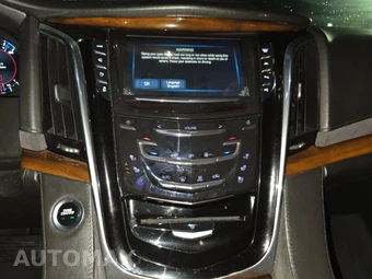 2017 Cadillac Escalade Luxury 1SB - miniatura 11
