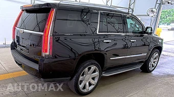2017 Cadillac Escalade Luxury 1SB - miniatura 4