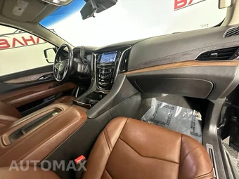 2017 Cadillac Escalade Luxury 1SB - miniatura 29