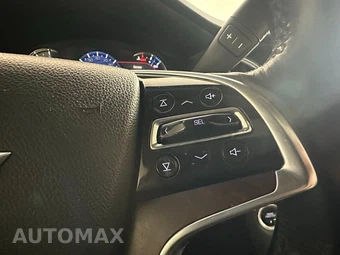 2017 Cadillac Escalade Luxury 1SB - miniatura 35