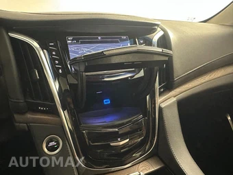 2017 Cadillac Escalade Luxury 1SB - miniatura 41