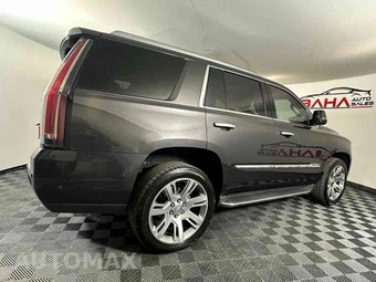 2017 Cadillac Escalade Luxury 1SB - miniatura 9