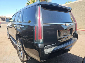 2017 Cadillac Escalade Luxury 1SB - miniatura 2