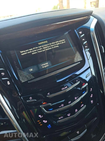 2017 Cadillac Escalade Luxury 1SB - miniatura 22