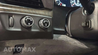 2017 Cadillac Escalade Platinum - miniatura 34