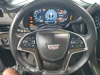 2017 Cadillac Escalade Platinum 1SD - miniatura 10