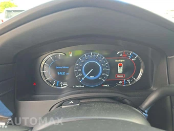 2017 Cadillac Escalade Platinum 1SD - miniatura 6