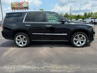 2017 Cadillac Escalade Platinum 1SD - miniatura 7