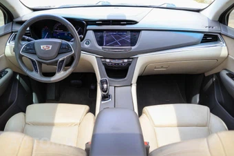 2017 Cadillac XT5 Luxury 1SC - miniatura 7