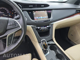 2017 Cadillac XT5 Luxury 1SC – miniatura 11