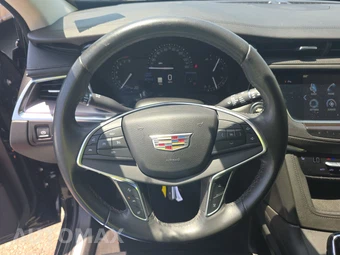 2017 Cadillac XT5 Luxury 1SD – miniatura 10