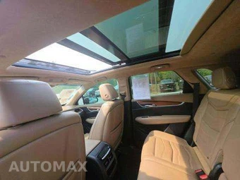 2017 Cadillac XT5 Platinum 1SH – miniatura 31