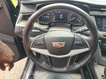 2017 Cadillac XT5 Platinum 1SH - miniatura 10