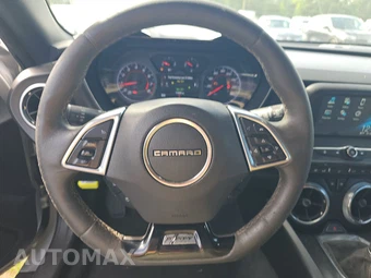 2017 Chevrolet Camaro 1LS Coupe – miniatura 10