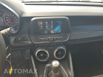 2017 Chevrolet Camaro 1LS Coupe – miniatura 11