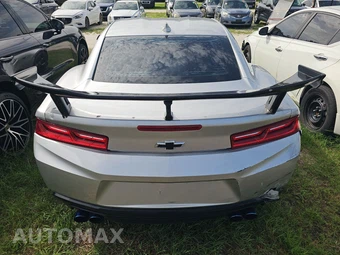 2017 Chevrolet Camaro 1LS Coupe – miniatura 5