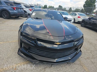 2017 Chevrolet Camaro 1LT Coupe - miniatura 2