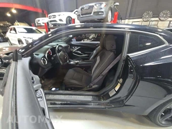 2017 Chevrolet Camaro 1LT Coupe – miniatura 6