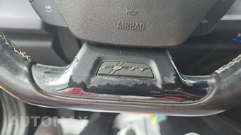 2017 Chevrolet Camaro 2LT Coupe – miniatura 24