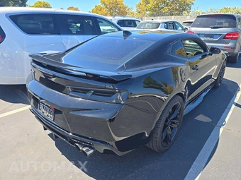 2017 Chevrolet Camaro 2SS Coupe - miniatura 3