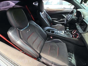 2017 Chevrolet Camaro ZL1 Coupe - miniatura 18