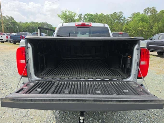 2017 Chevrolet Colorado LT Crew Cab Medium Bed 2LT - miniatura 11