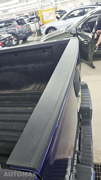 2017 Chevrolet Colorado LT Crew Cab Medium Bed 4LT – miniatura 29