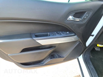 2017 Chevrolet Colorado LT Crew Cab Medium Bed 4LT - miniatura 9
