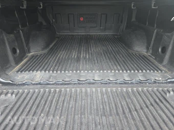2017 Chevrolet Colorado LT Crew Cab Medium Bed 4LT – miniatura 16