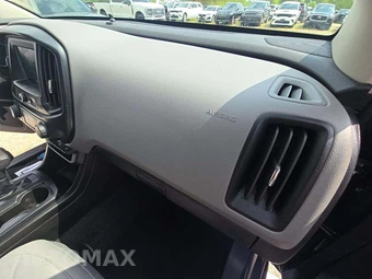2017 Chevrolet Colorado WT Crew Cab Long Bed 4WT - miniatura 16