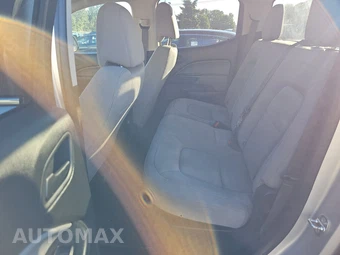 2017 Chevrolet Colorado WT Crew Cab Medium Bed 2WT - miniatura 13