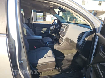 2017 Chevrolet Colorado WT Crew Cab Medium Bed 2WT - miniatura 8